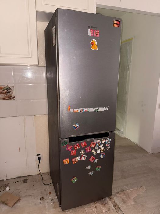 Продам холодильник