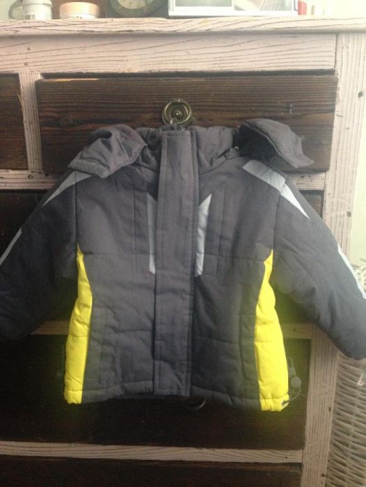 Намалявам!!! Продавам зимни якенца за 2/3 годишно момченце