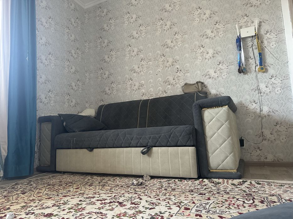 Продам диван в хорошем качестве