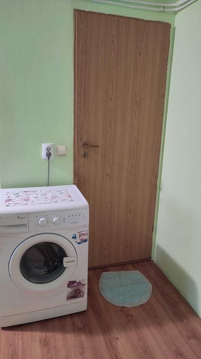 PF închiriez apartament 2 camere la casa