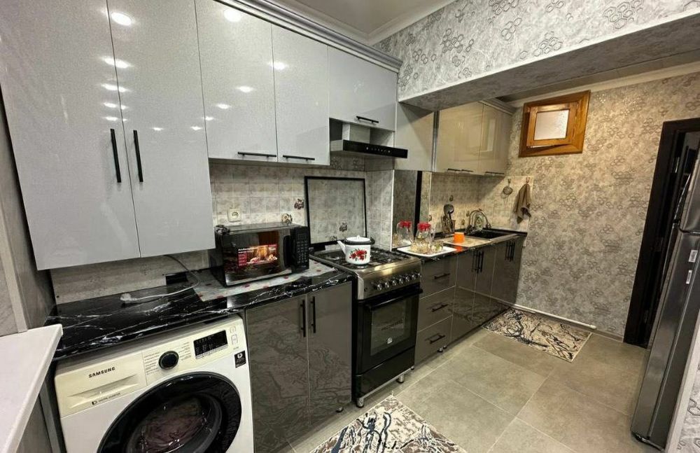 Sergeli 4 yevro remont 3/3/5 hamma sharoiti bor