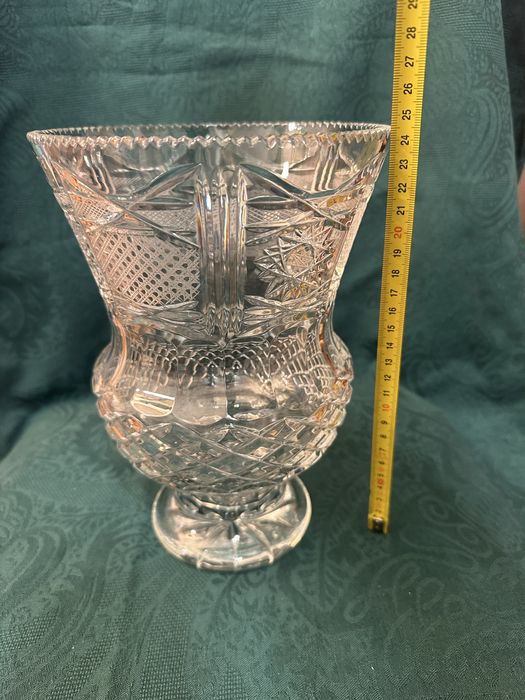 Руски и български кристал-сервиз за торта, вази, фруктиери и  др.