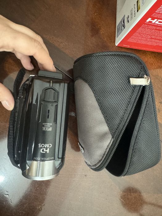 Продам видеокамеру