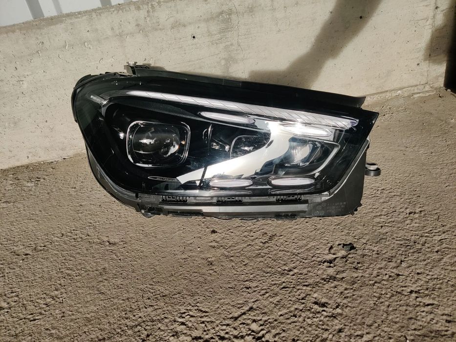 Far dreapta fata MULTIBEAM LED OEM Mercedes Benz GLE W167 Facelift 2024-2026 | A1679068409