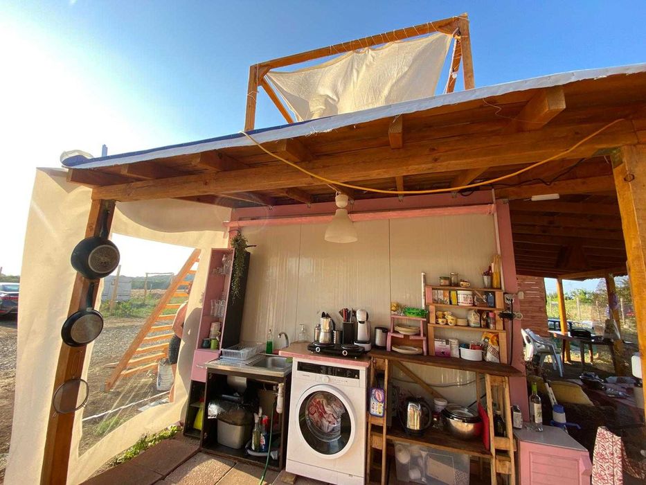 Продава се Къща в София, Център - 18 кв.м за 425 €/кв.м - Снимка #2