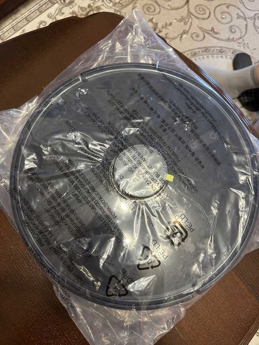 Продается робот-пылесос!