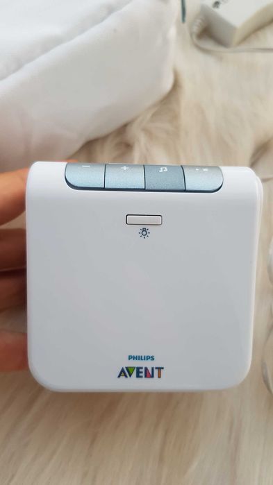 Бебефон Philips Avent с температурен сензор, мелодии, нощна лампа др.