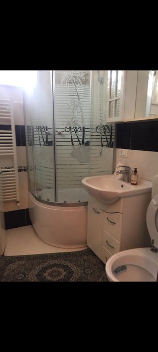 Închiriez apartament 2camere