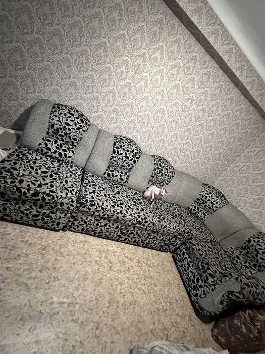 Продам угловой диван