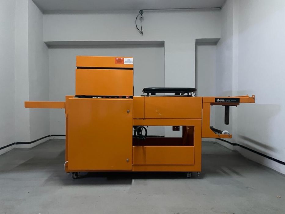 Masini de baxat semi automate/ ambalat in folie termocontractibila