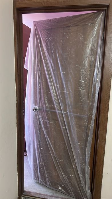 Продам двери б/у в хорошем состоянии