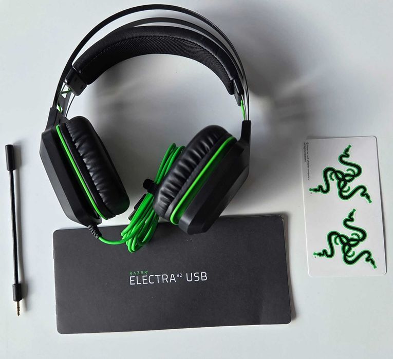 Razer Electra v2 USB 7.1 гейминг слушалки със сваляем микрофон и калъф