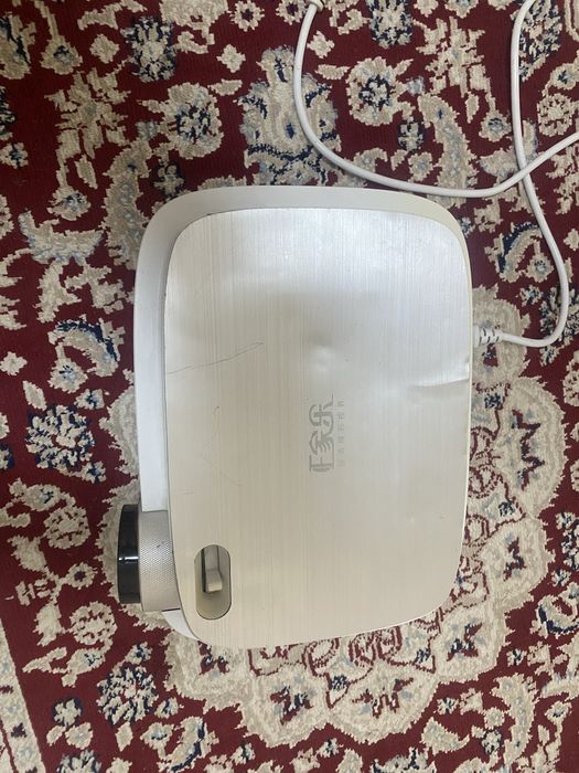 Проектор с интернетом