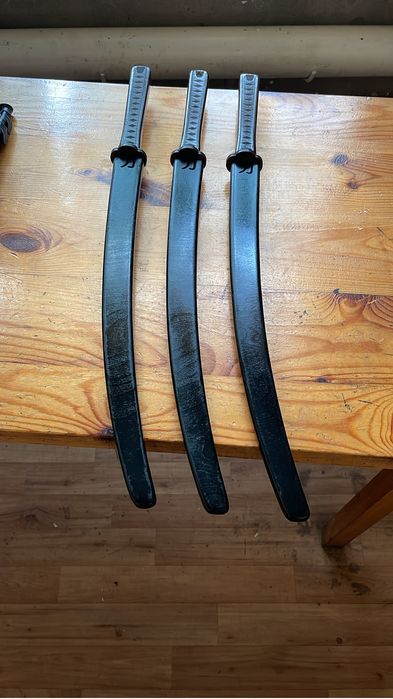 Катана из дерева