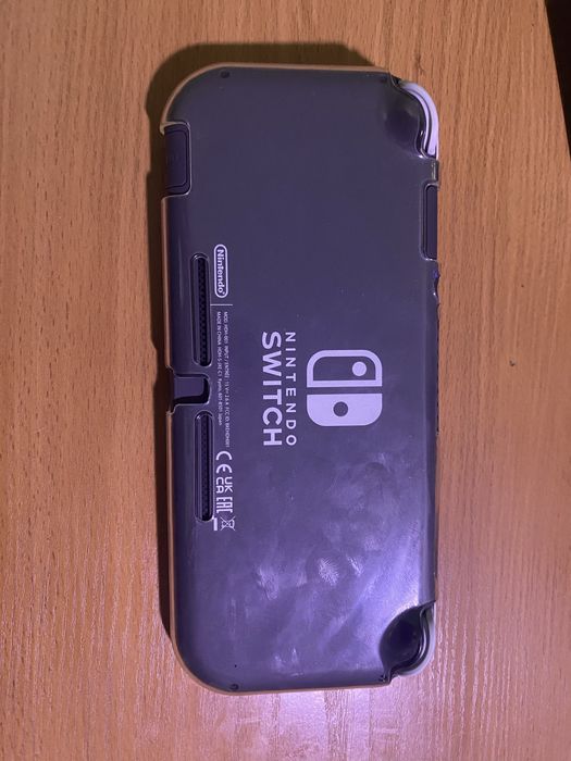 Нинтендо свитч лайт