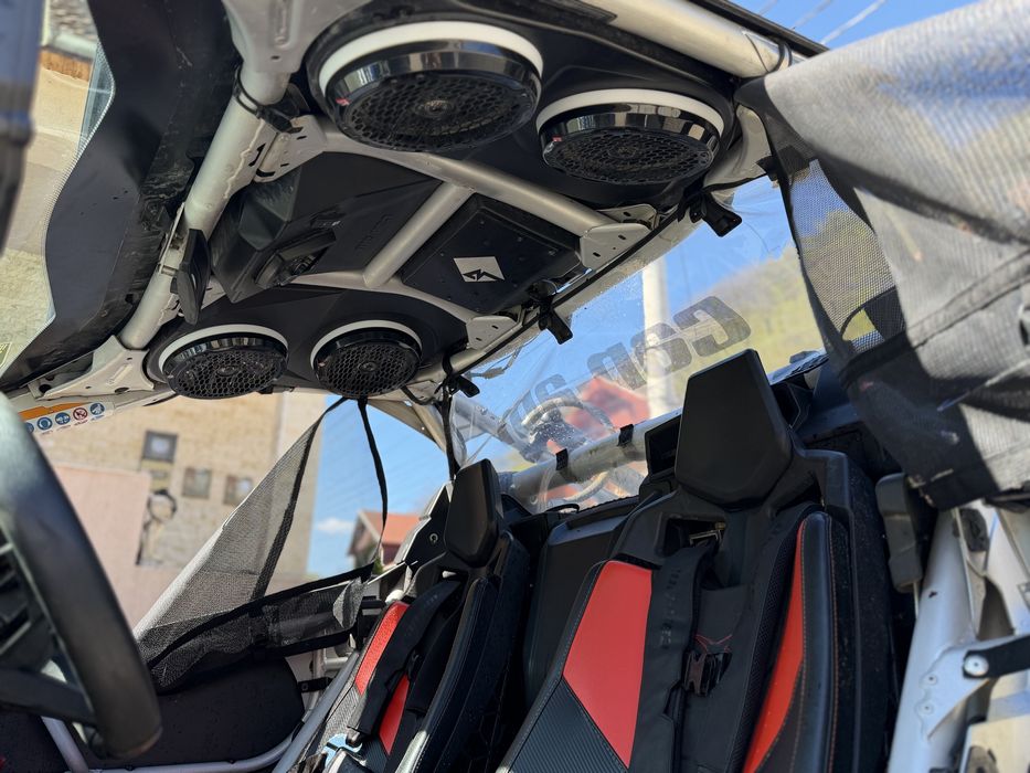 CAN-AM Maverick X3 Turbo RR 2021 200cp *Plafon Audio*