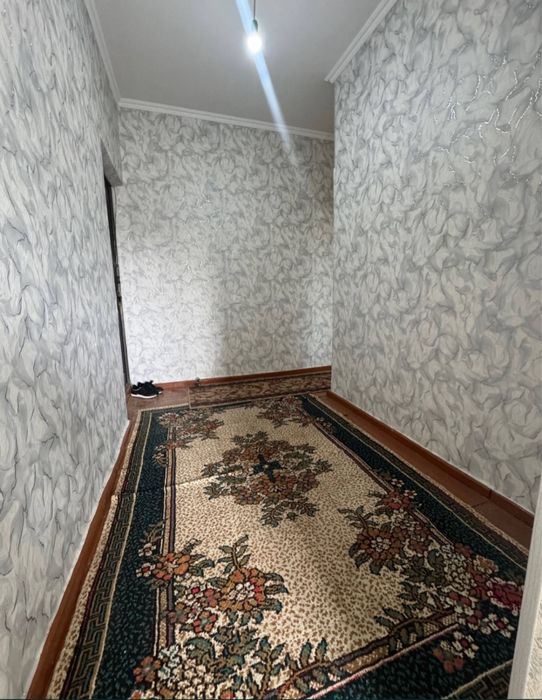 1 Хона 1 Мик 4 этаж 40 квадрат  танковой училище (наличка)