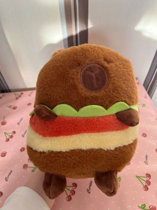 Игрушки мягкие по 300