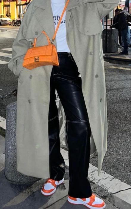 Сумка Balenciaga Hourglass
