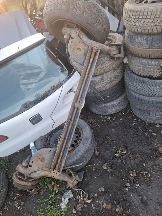 Vand punte spate dacia Logan 1 an 2005