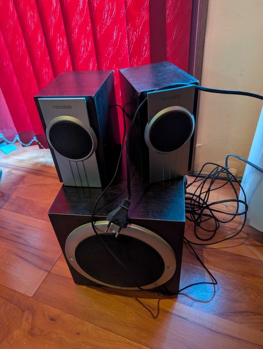 Компютърни колонки с буфер