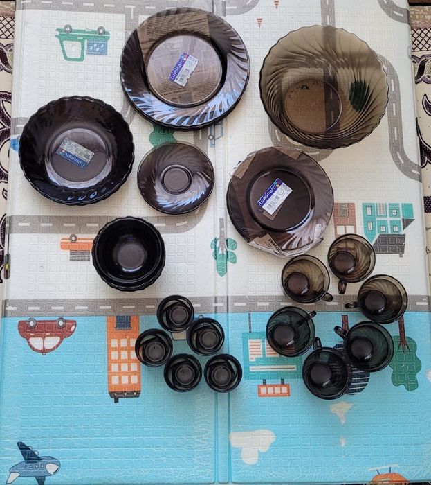 Продам набор посуды 10000т