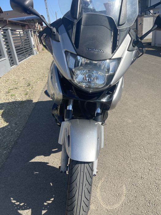 Vand honda NT700V (DEAUVILLE) 2010