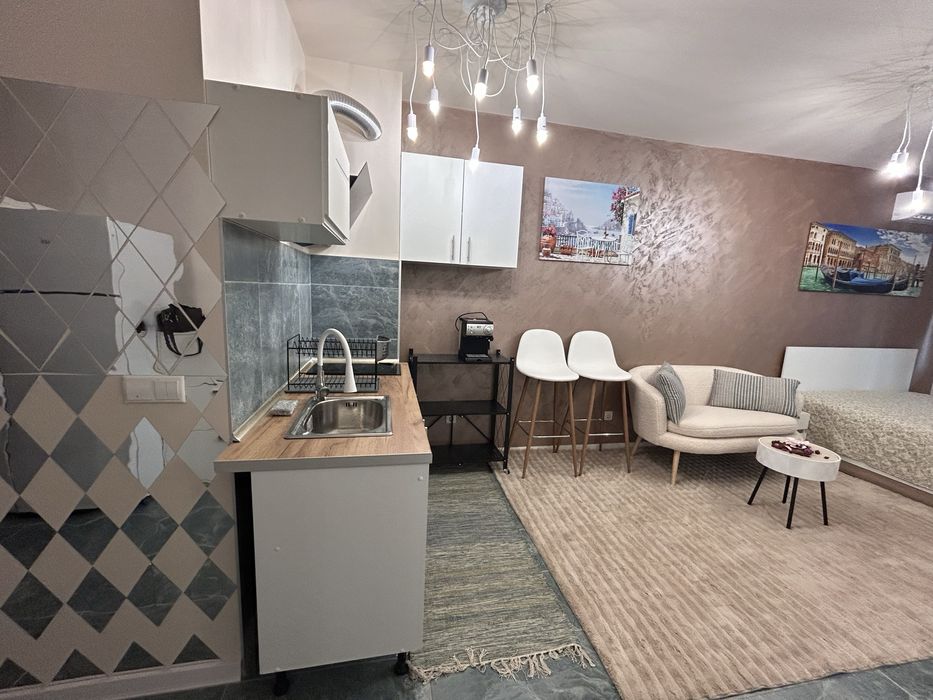 Дава се под наем Едностаен апартамент в София, Център - 35 кв.м за 115000 € - Снимка #1