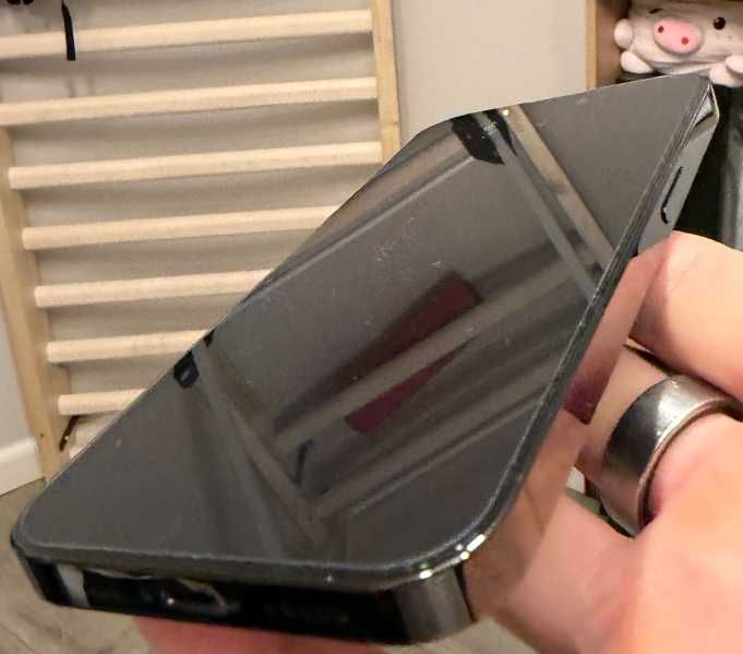 Vand iPhone 14 Pro 256 Negru Impecabil