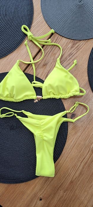 Бански половинки и цял