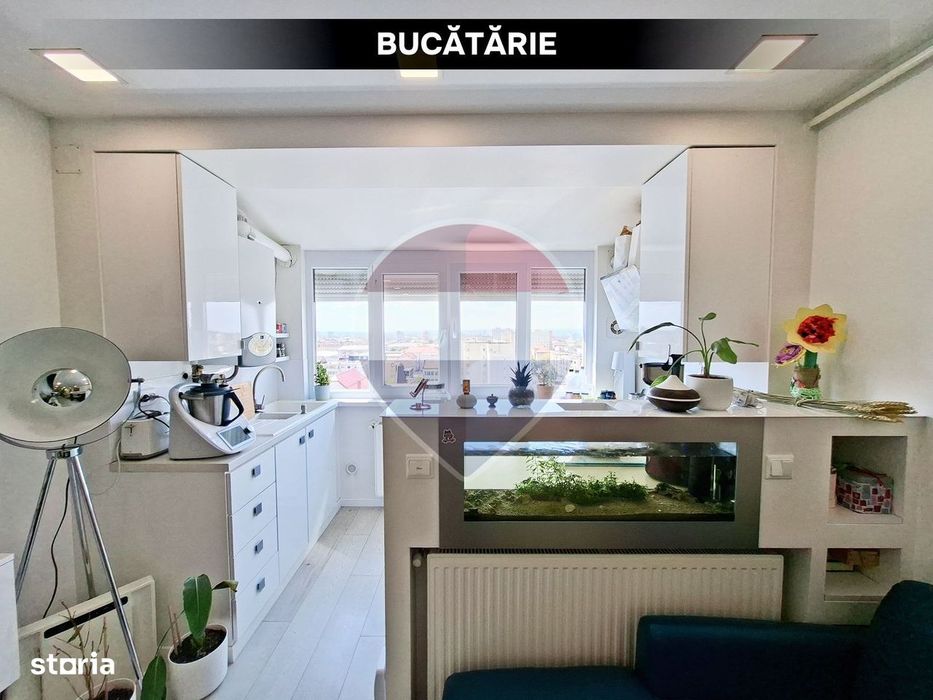 DE VANZARE- priveliste dintr un apartament ultracentral — fotografia 1