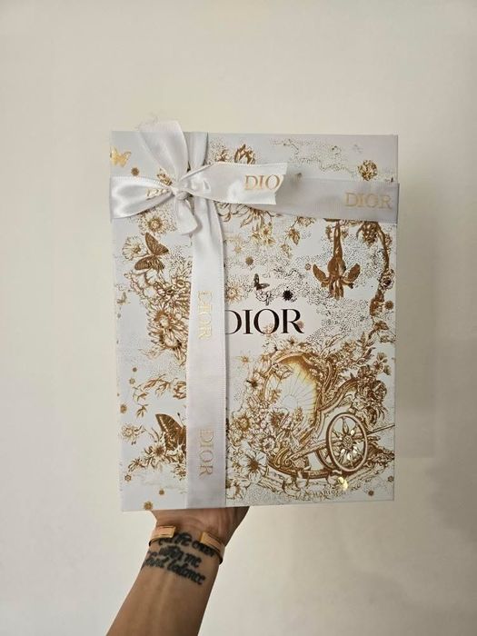 DIOR нова чантаа