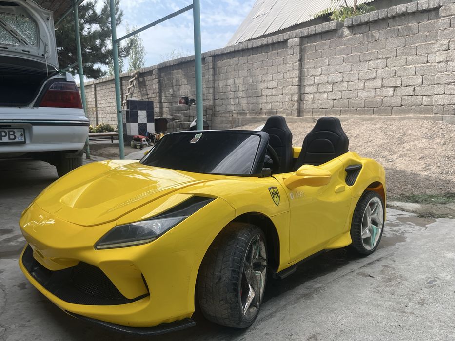 Продам автомобиль Ferari