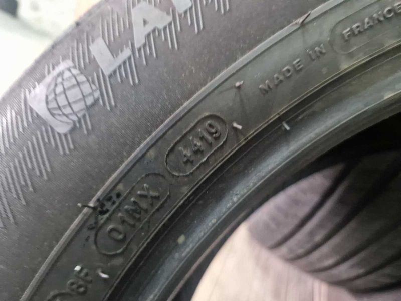 4 Michelin R19 235/55
летни гуми DOT4419