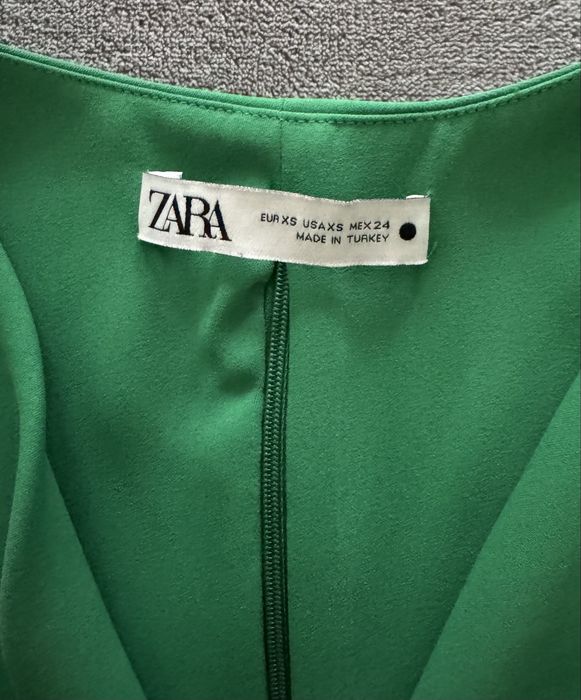 Зелен Кроп Топ Zara XS