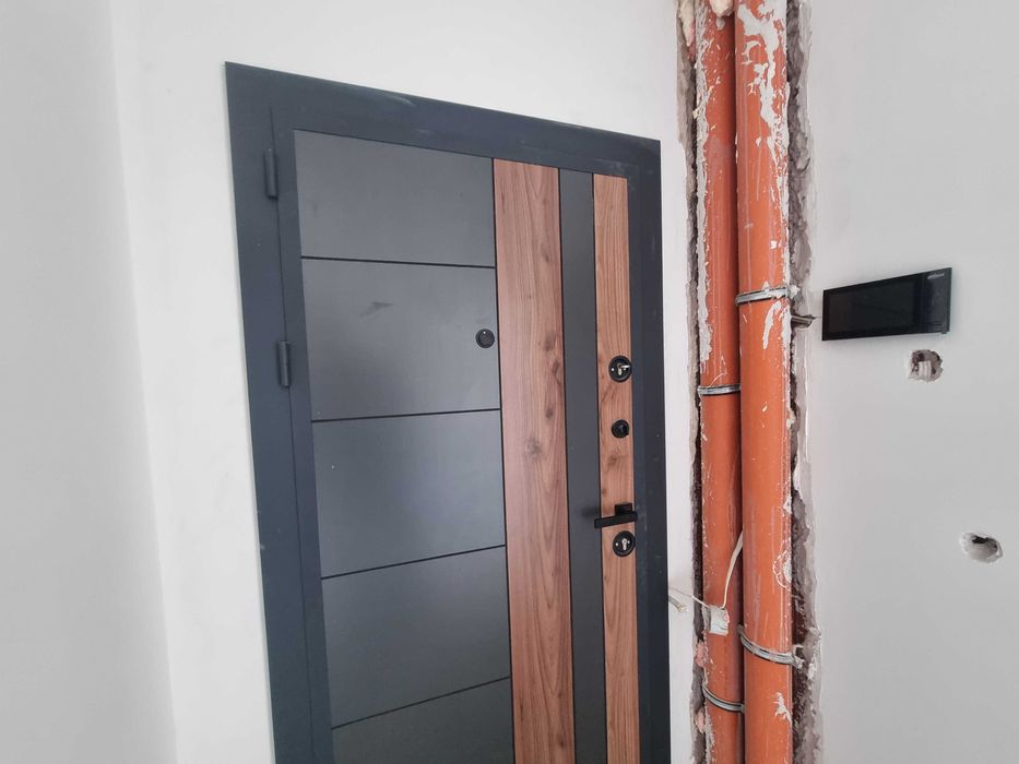 Продава се Тристаен апартамент в Благоевград, Широк център - 116 кв.м за 550 €/кв.м - Снимка #9