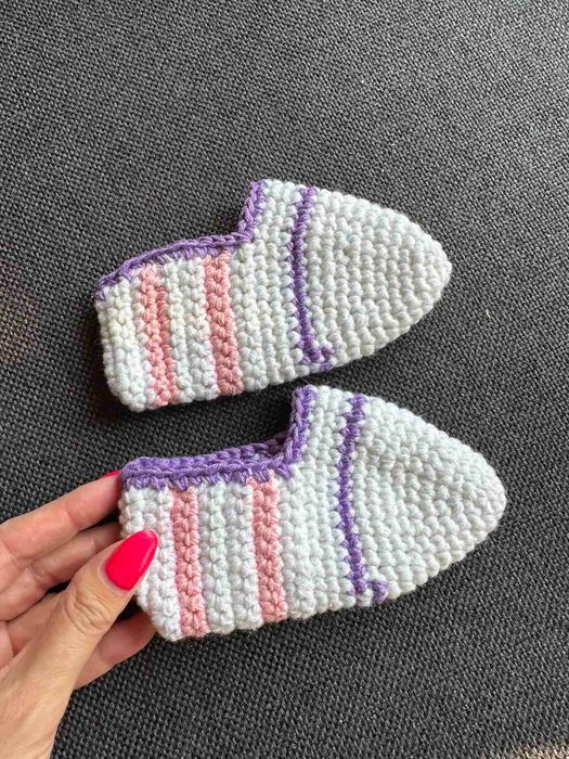 Детски плетени терлички  !