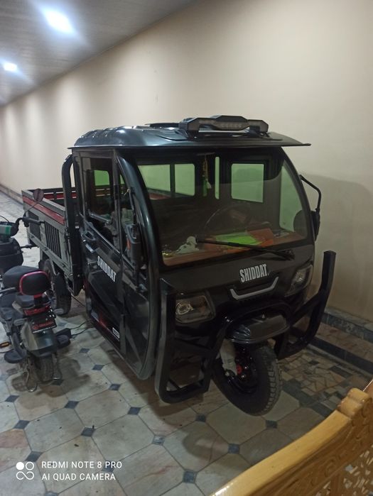 Юк мотоцикл сотилади