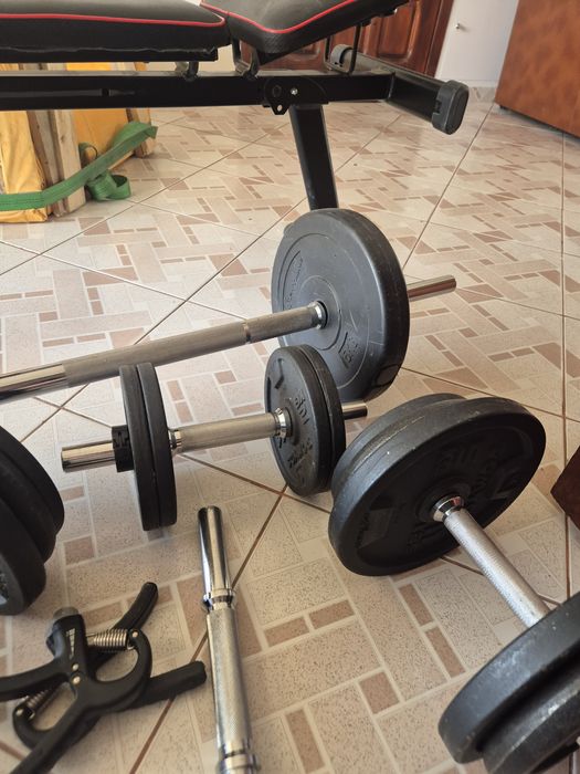 set greuati, însumează 90 de kilograme