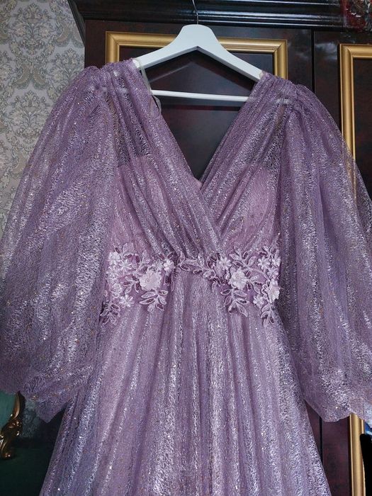 Платье на девушку