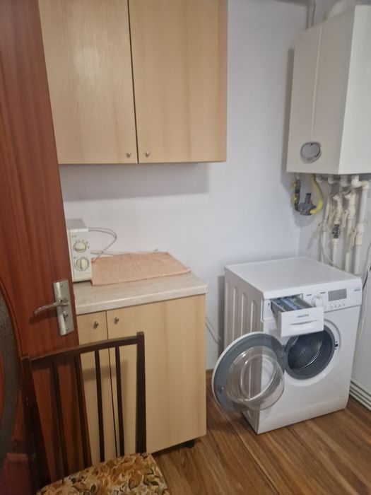 Inchiriez apartament