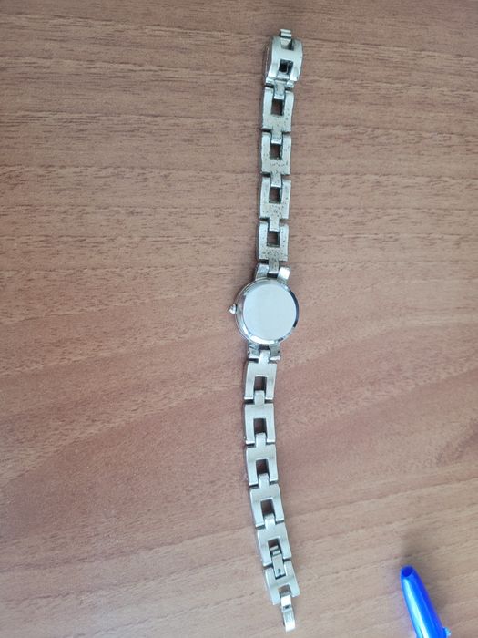 Дамски часовник  ...