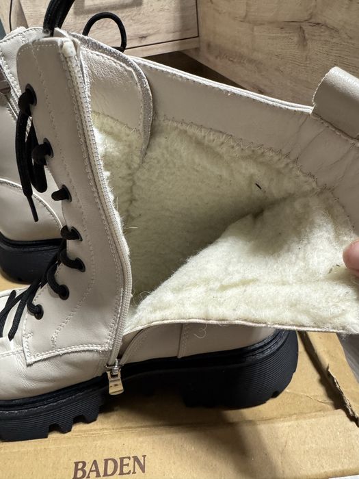 Зимние женские ботинки