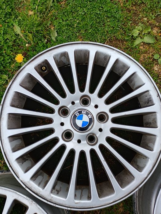 Vând jante bmw r17