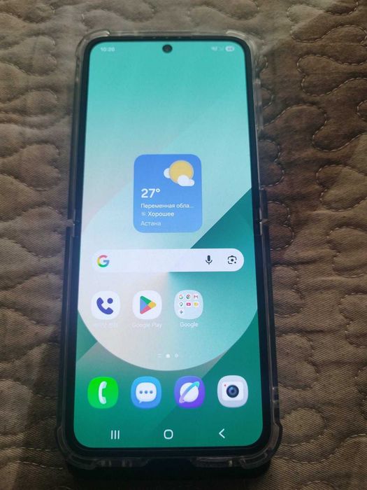 Продам Samsung Z Flip6 12/512 gb