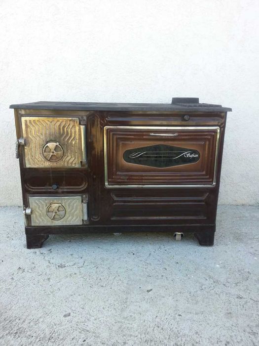 Плодавам печка на твърдо гориво