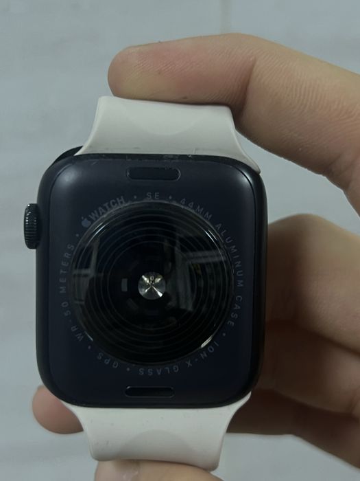 Apple Watch SE gen 2 44 mm
