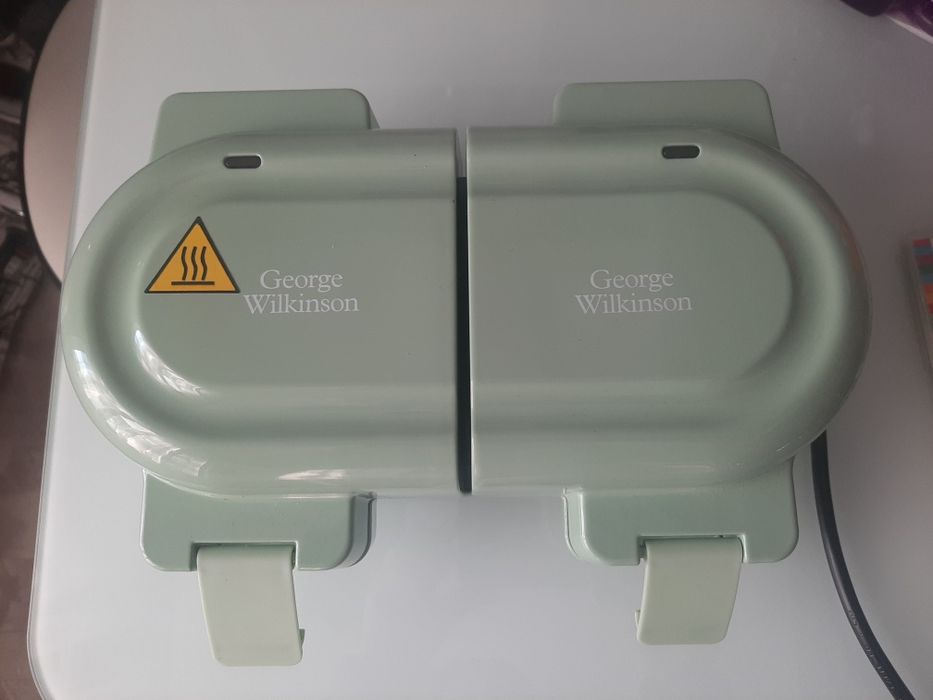 Мини гофретник за палачинки или гофрети