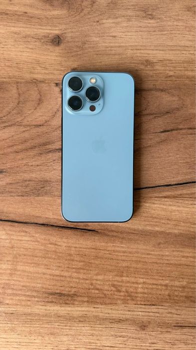 Продам iPhone 13 Pro