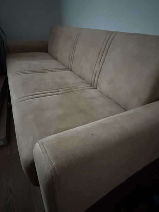 Canapea extensibila 3 locuri
